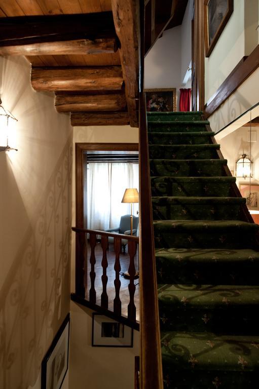 Casa Dell'Albero Lägenhet Venedig Exteriör bild